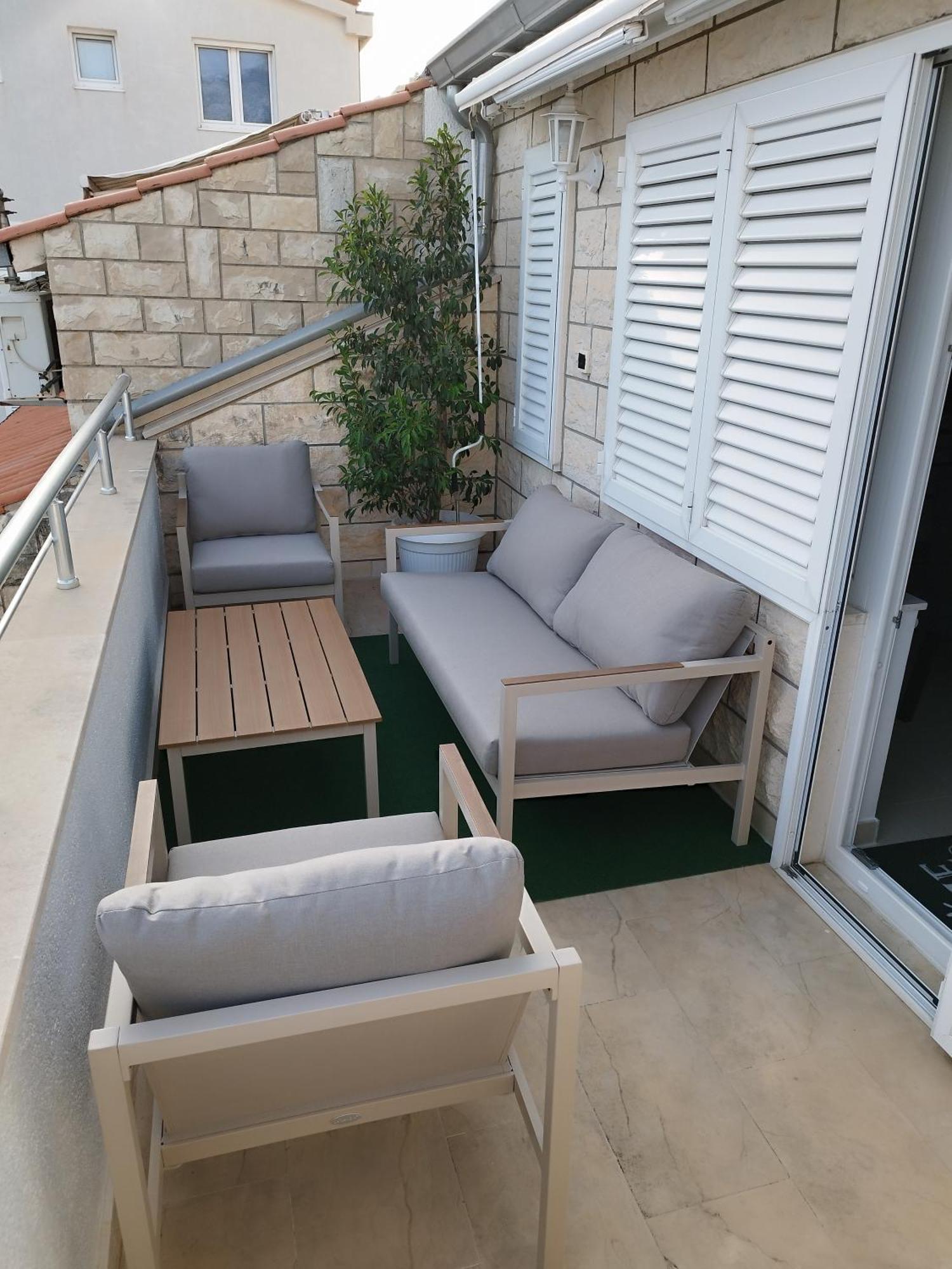 Ferienwohnung Am Sandstrand Omiš Εξωτερικό φωτογραφία
